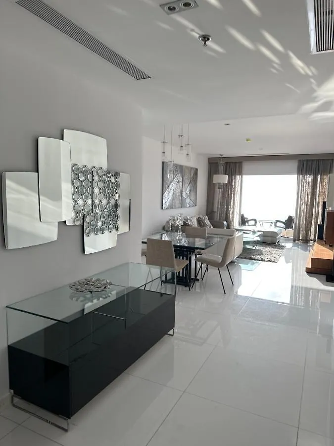 جدة شقة مطلة على البحر - فورملا 1 - Sea View Apartment - Formula 1